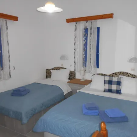 Studios Apartments Kapetanios Perissa  Zewnętrze zdjęcie